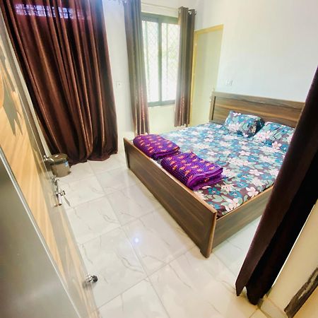 Nirupam Sadan Homestay Вриндавана Экстерьер фото